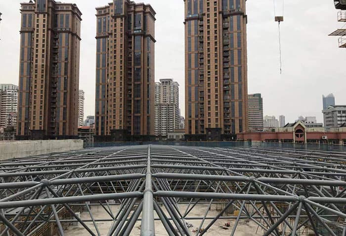 钦州螺栓球网架结构